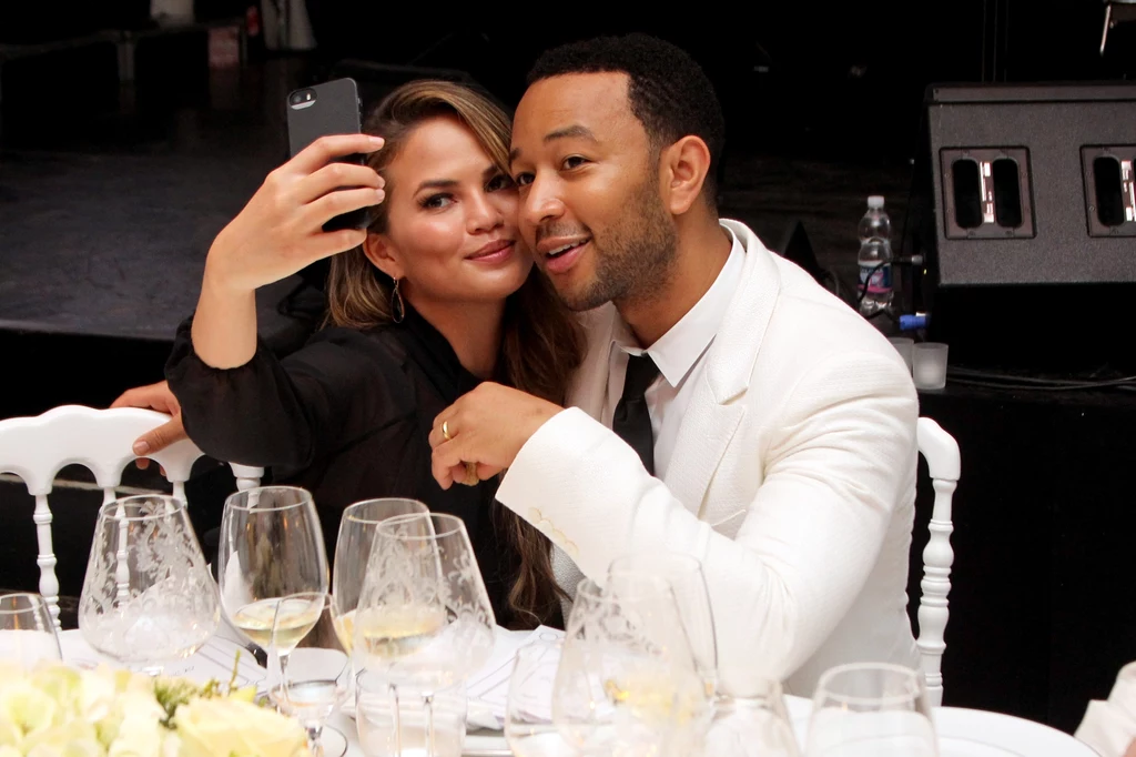 Crissy Teigen i John Legend Crissy Teigen i John Legend
