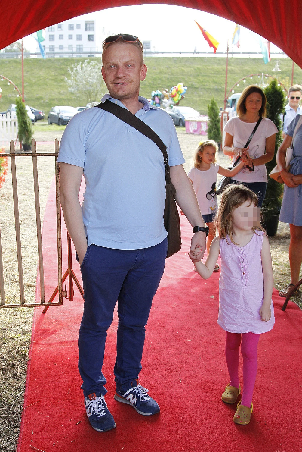 Bartosz Żukowski z córką