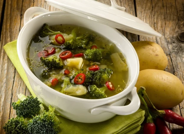 Lekka, ale pożywna zupa brokułowa