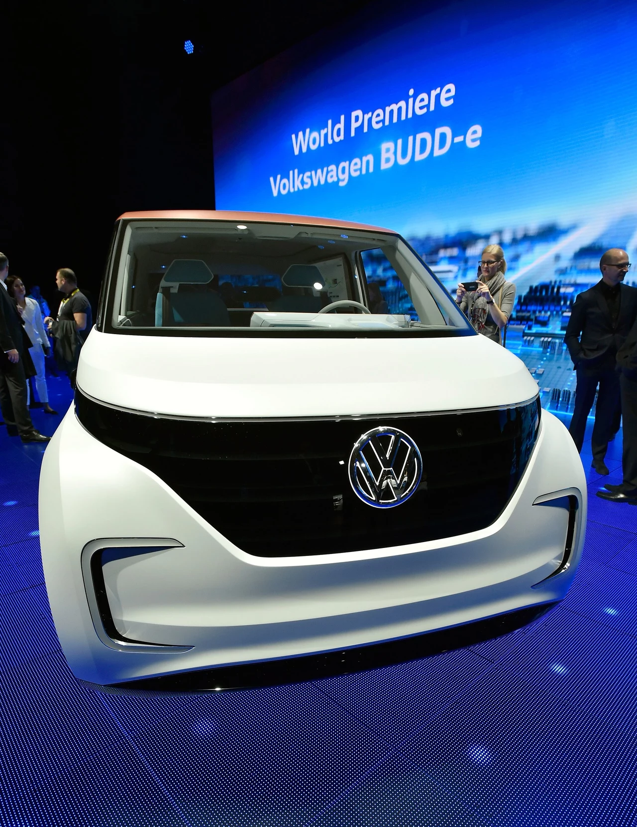Volkswagen BUDD-e Volkswagen BUDD-e