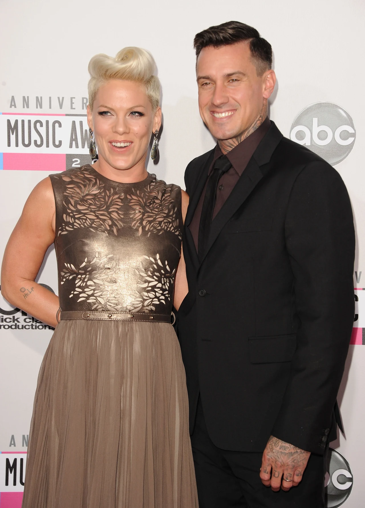 Pink z mężem Pink z mężem