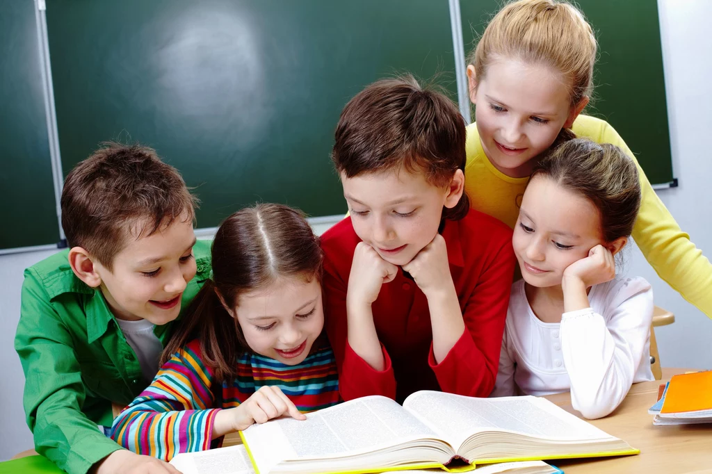 Uczniów zachwycą przygody bohaterów jak oni - na przykład Mikołajka Uczniów zachwycą przygody bohaterów jak oni - na przykład Mikołajka