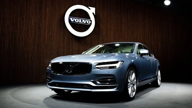 Volvo S90