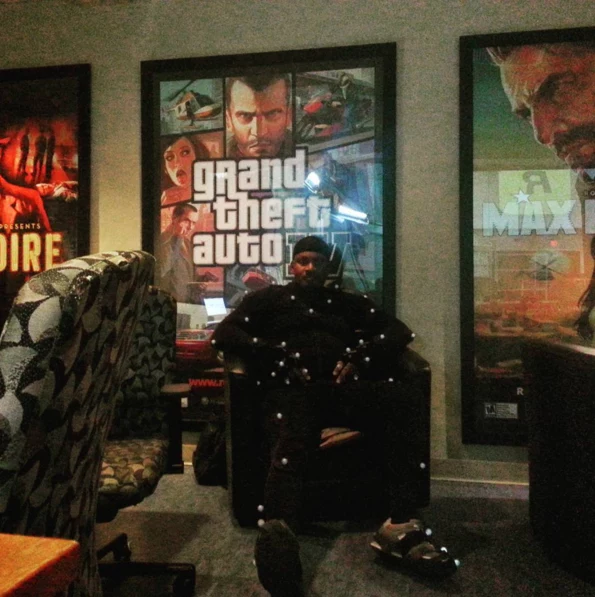 Shawn Fonteno w stroju do przechwytywania ruchu, Instagram Shawn Fonteno w stroju do przechwytywania ruchu, Instagram