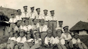 Koja, Uganda. Na zdjęciu drużyna polskich zuchów "Wilki morskie" (Z archiwum Artura Woźniakowskiego)