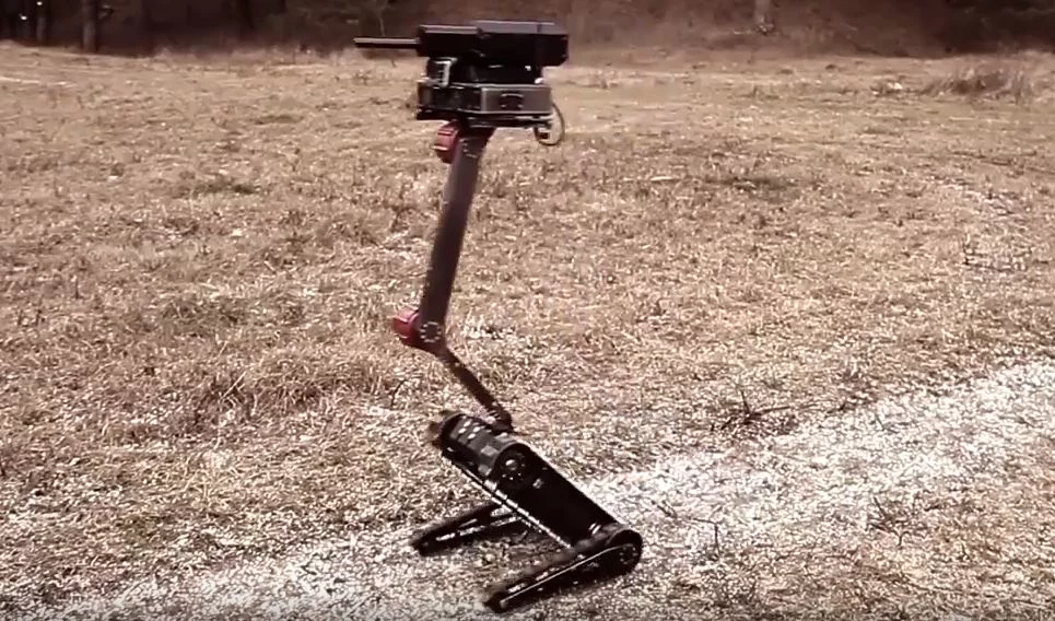 RS1A3 MiniRex Fot. Kadr z materiału prezentującego robota RS1A3 MiniRex Fot. Kadr z materiału prezentującego robota