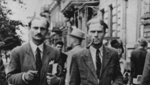 Od lewej Tadeusz Towarnicki ps. "Naprawa", współorganizator oddziału egzekutorów 993/W (fot. opublikowana w książce "Ptaki drapieżne")