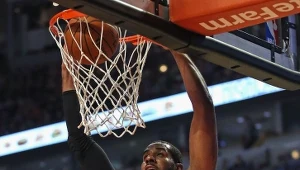 LaMarcus Aldridge z San Antonio Spurs