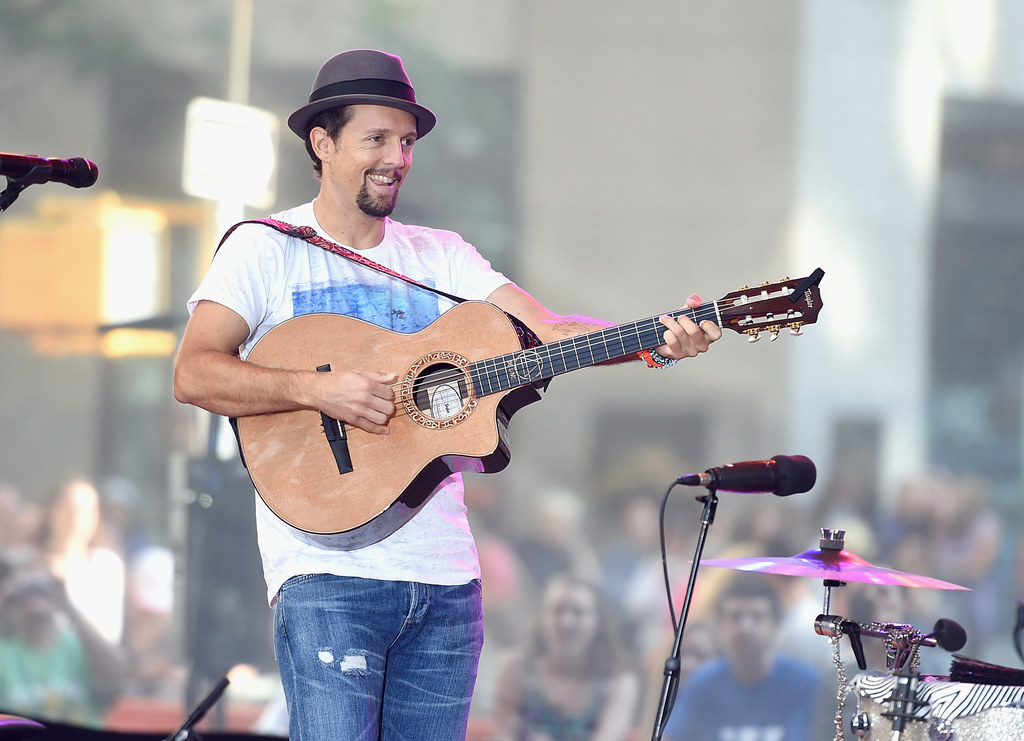 Jason Mraz odniósł obrażenia szyi