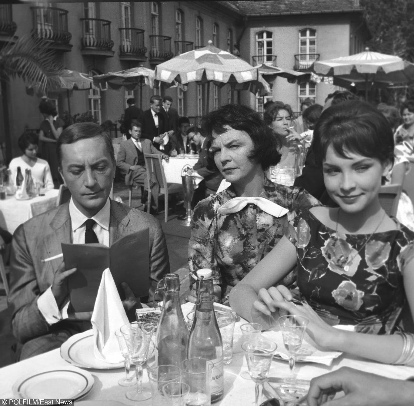 Teresa Tuszyńska (P) z Adamem Pawlikowskim (L) na planie filmu "Drugi człowiek"