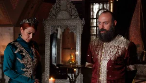 Hürrem (Vahide Perçin) zawsze może liczyć na wsparcie władcy