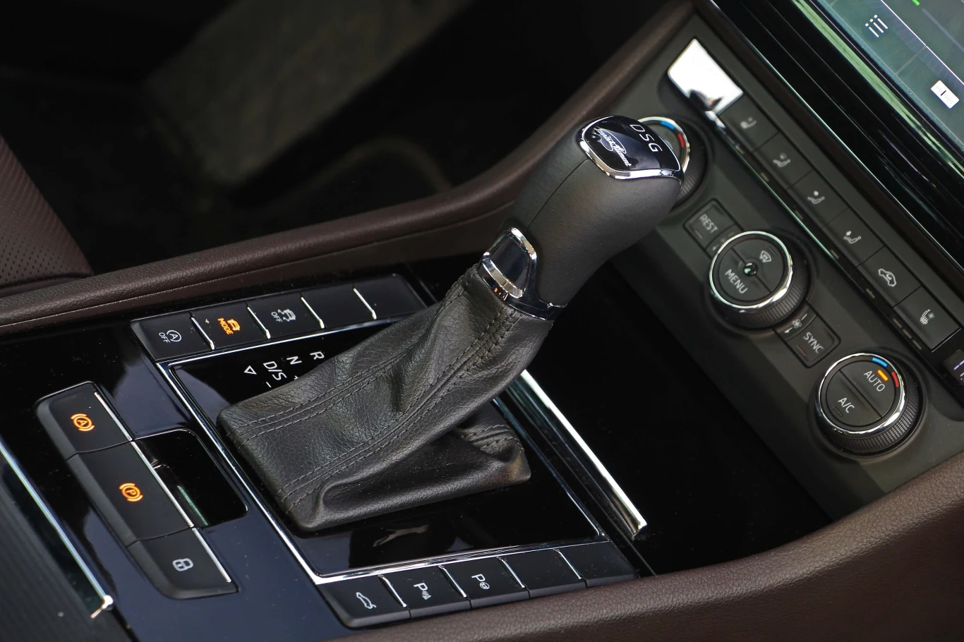 Skoda Superb Combi 2.0 TSI L&K