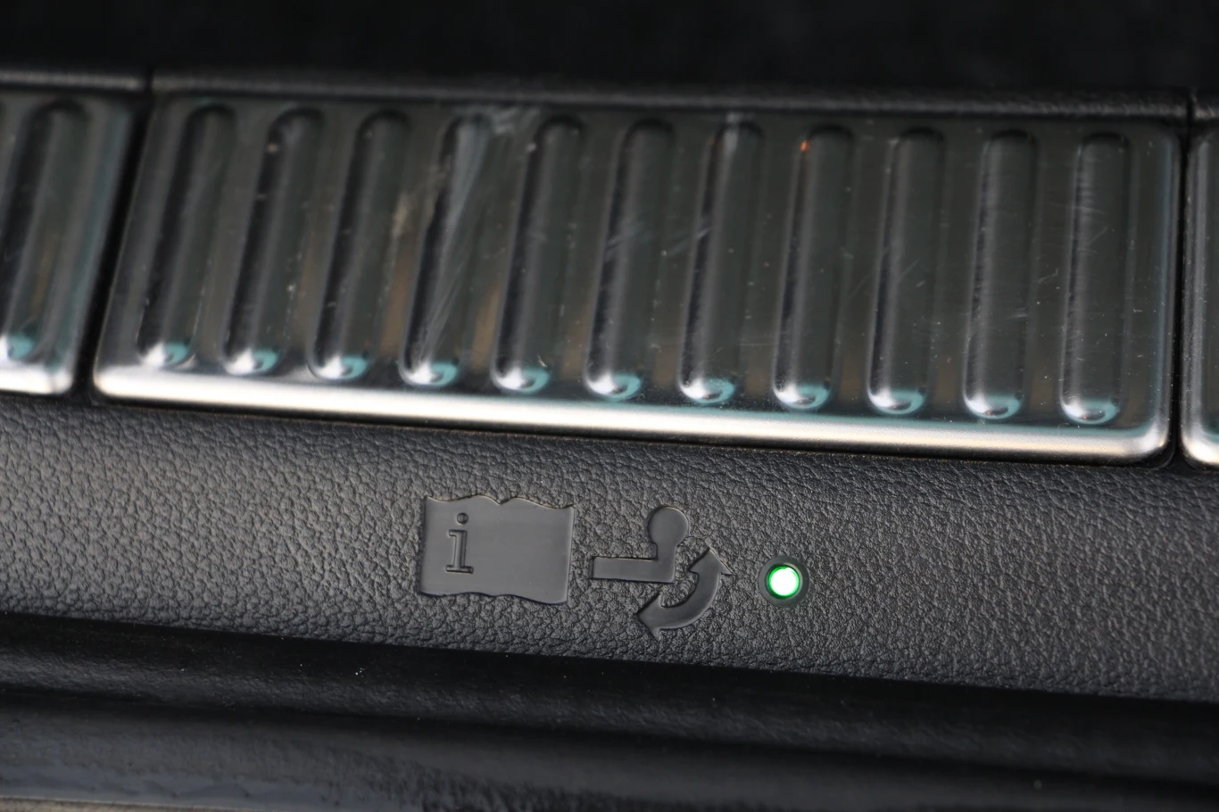 Skoda Superb Combi 2.0 TSI L&K