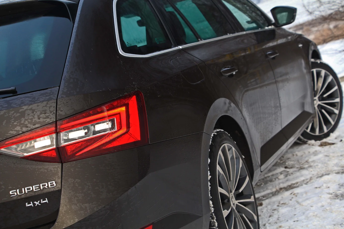 Skoda Superb Combi 2.0 TSI L&K