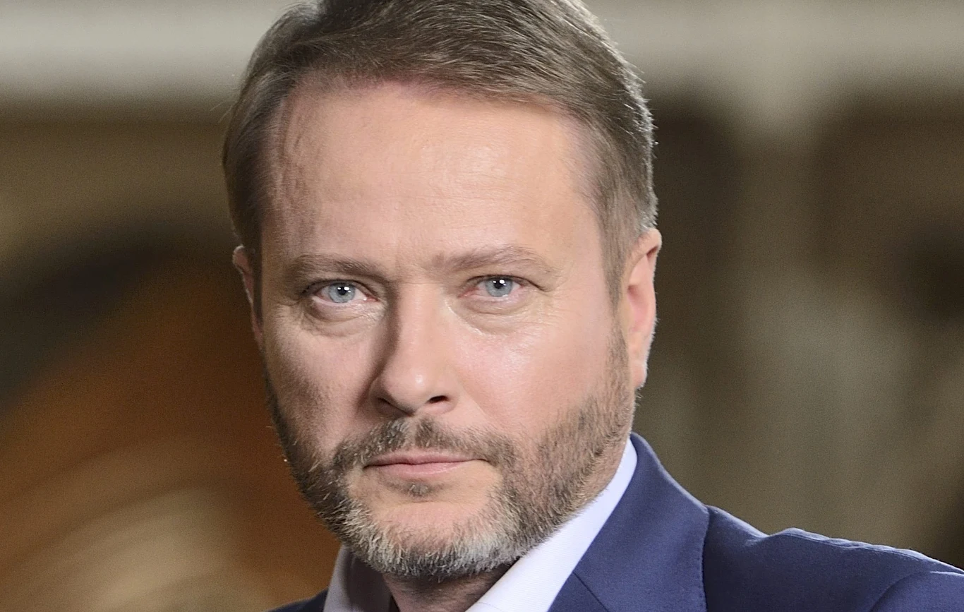 Artur Żmijewski Artur Żmijewski