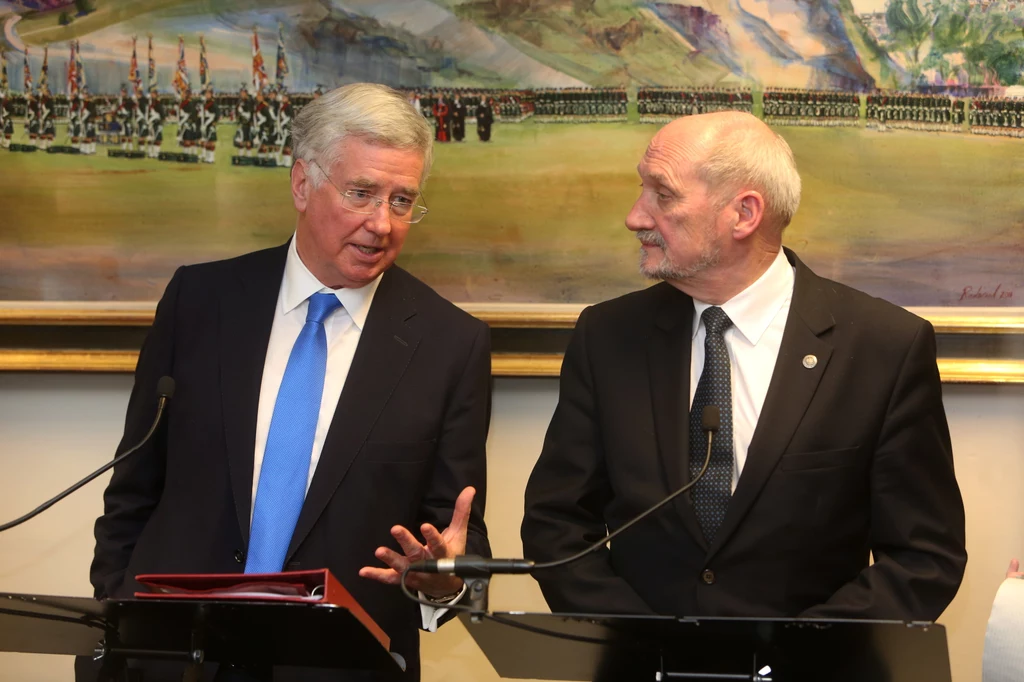 Michael Fallon i Antoni Macierewicz Michael Fallon i Antoni Macierewicz