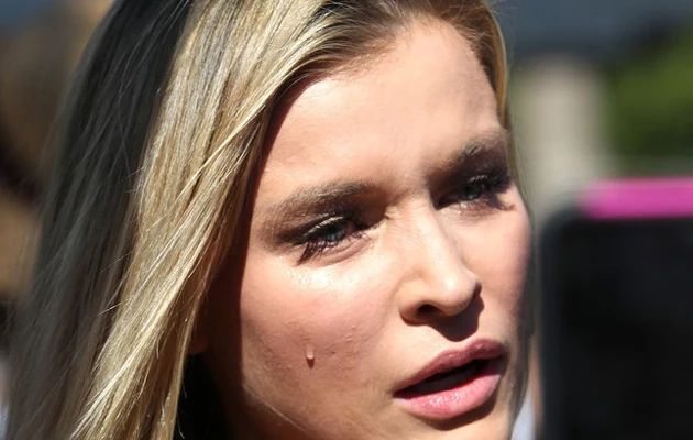 Joanna Krupa jest załamana! Joanna Krupa jest załamana!