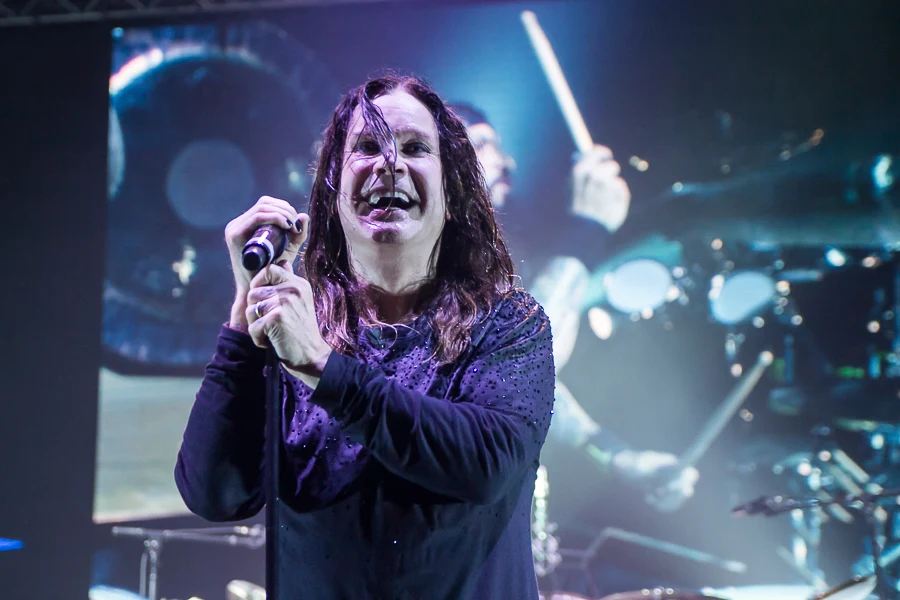 Ozzy Osbourne podczas koncertu Black Sabbath w Łodzi w 2014 r. Ozzy Osbourne podczas koncertu Black Sabbath w Łodzi w 2014 r.