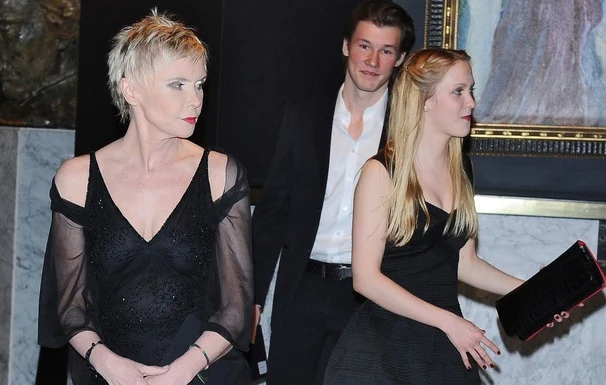 Ewa Błaszczyk z córką Manią i jej chłopakiem Ewa Błaszczyk z córką Manią i jej chłopakiem