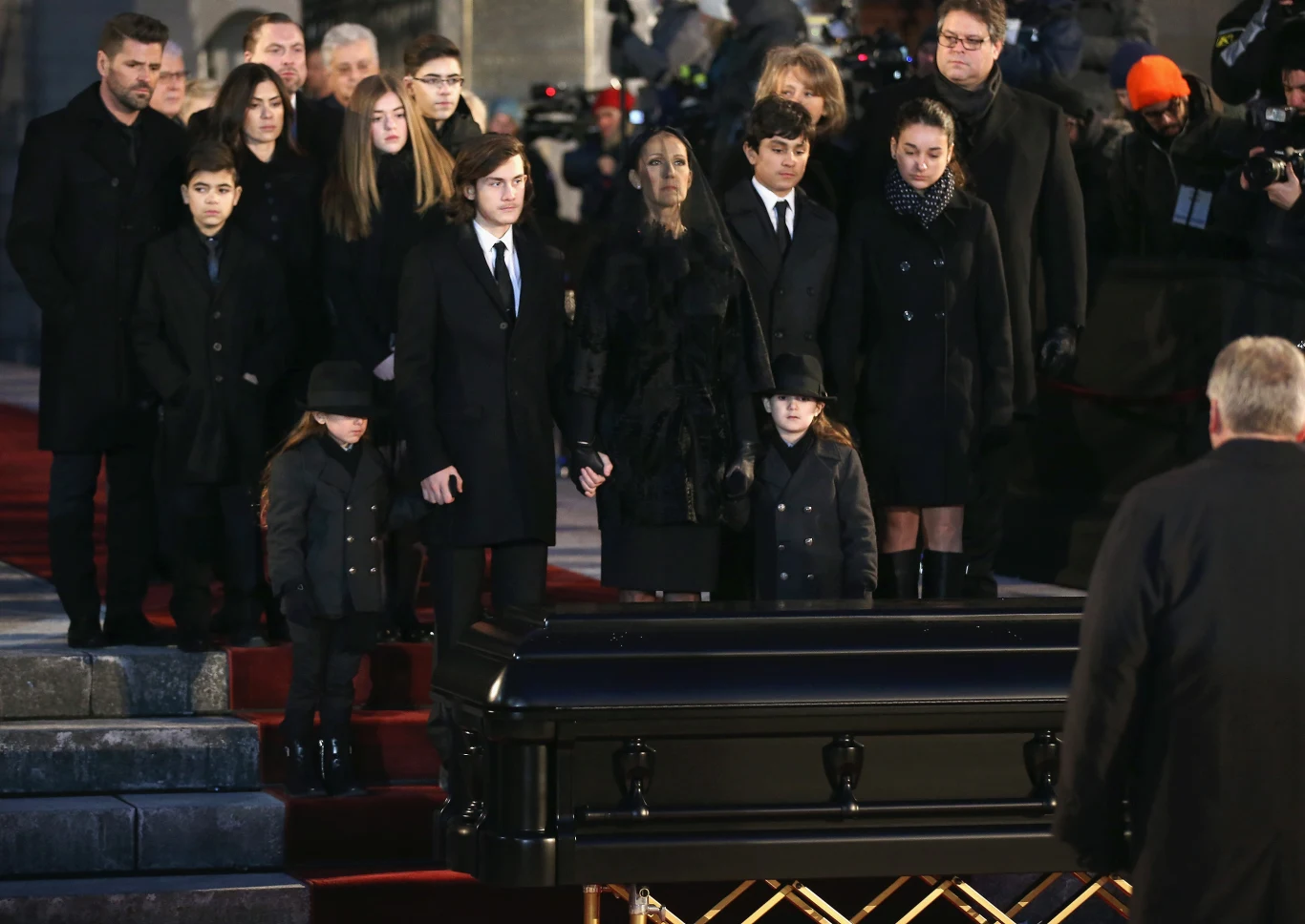 Ceremonia pogrzebowa męża Celine Dion, Rene Angelilego