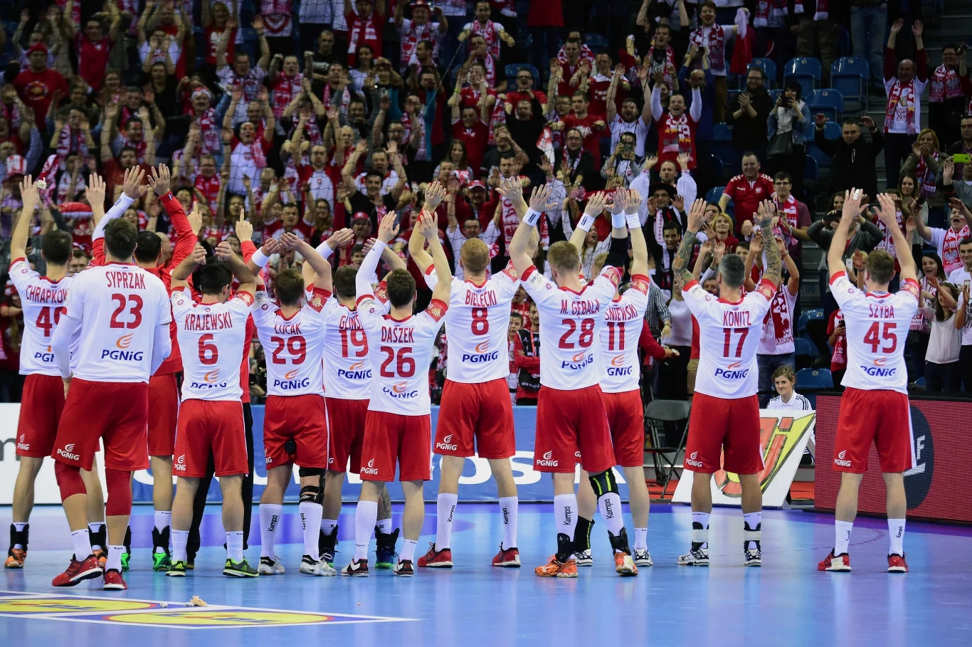 Radość Polaków po zwycięstwie z Białorusią