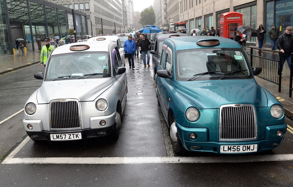 Protesty londyńskich taksówkarzy, przeciwko działalności Ubera