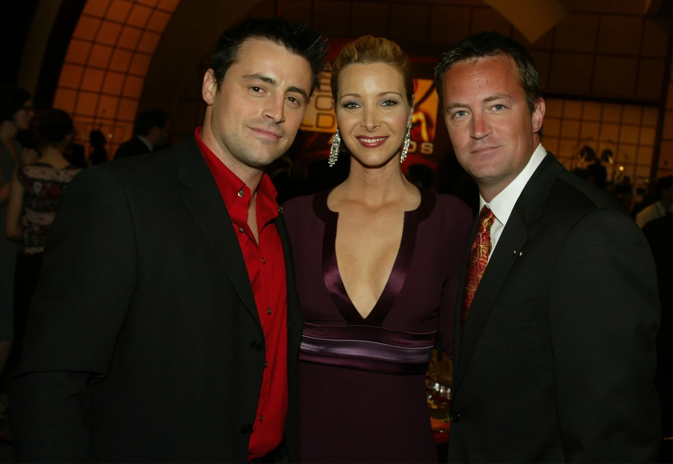 Matthew Perry, na zdj. z Mattem LeBlanc i Lisą Kudrow Matthew Perry, na zdj. z Mattem LeBlanc i Lisą Kudrow
