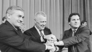 Leszek Miller, Mieczysław Rakowski i Aleksander Kwaśniewski podczas ostatniego zjazdu PZPR