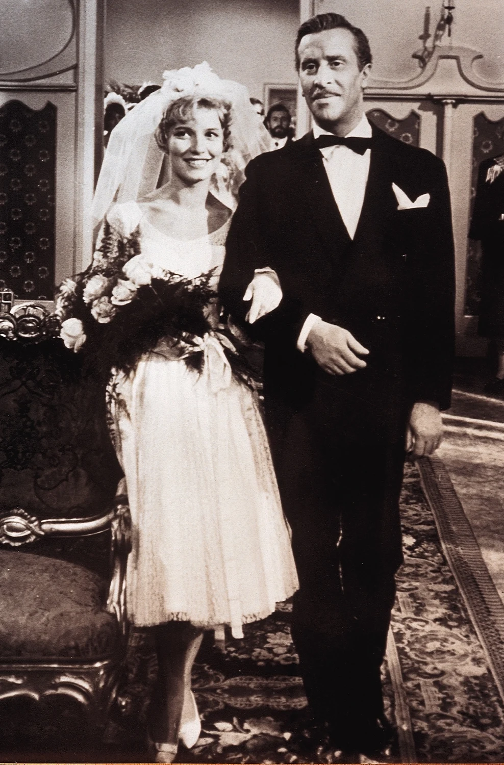 Edyta Wojtczak ma także na koncie kilka ról kinowych. Na dużym ekranie zadebiutowała już w 1960 roku w komedii "Szczęściarz Antoni", wcielając się w żonę granego przez Leona Niemczyka mecenasa.

W kolejnych filmach pojawiała się już gościnnie jako spikerka telewizyjna. W tej roli oglądaliśmy ją w młodzieżowej produkcji "Wielka, większa i największa" (1962), serialu "Siedem życzeń" (1984) czy psychologicznym filmie "Bez grzechu" (1987).