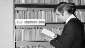 Biblioteka Publiczna na Woli w Warszawie. Zdjęcie z lat 60. XX wieku