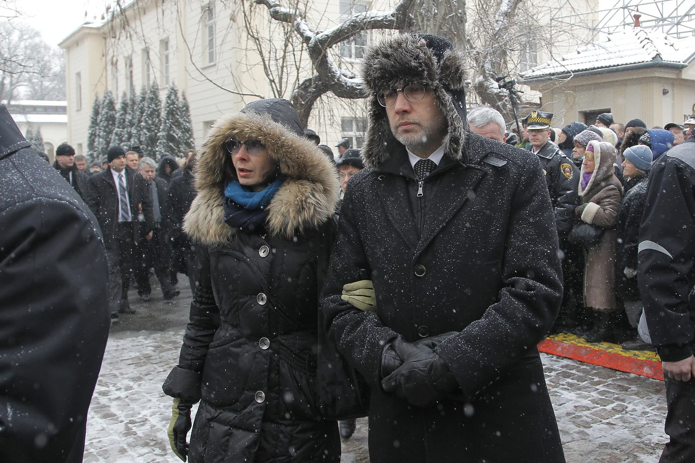 Michał Rusinek na pogrzebie noblistki Michał Rusinek na pogrzebie noblistki