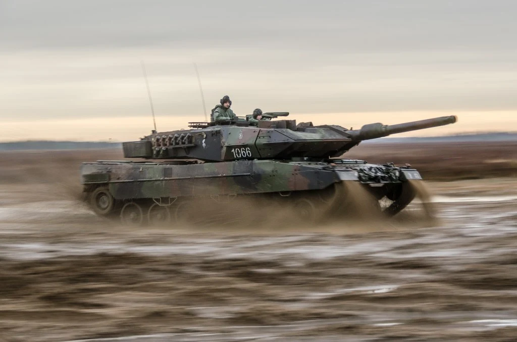 Leopardy 2A5 z 2. kompanii czołgów z 34. Brygady Kawalerii Pancernej z Żagania Leopardy 2A5 z 2. kompanii czołgów z 34. Brygady Kawalerii Pancernej z Żagania