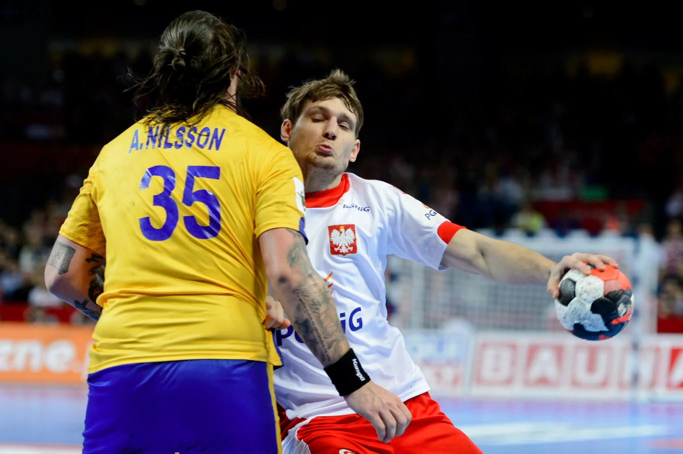 Polscy piłkarze ręczni pokonali we Wrocławiu 26-24 Szwecję i zajęli siódme miejsce w mistrzostwach Europy Polscy piłkarze ręczni pokonali we Wrocławiu 26-24 Szwecję i zajęli siódme miejsce w mistrzostwach Europy