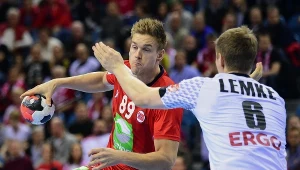 Espen Lie Hansen (z piłką)