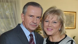 Oświadczyny Pawła (Tomasz Stockinger) przyjęła Wiga (Dorota Kamińska)