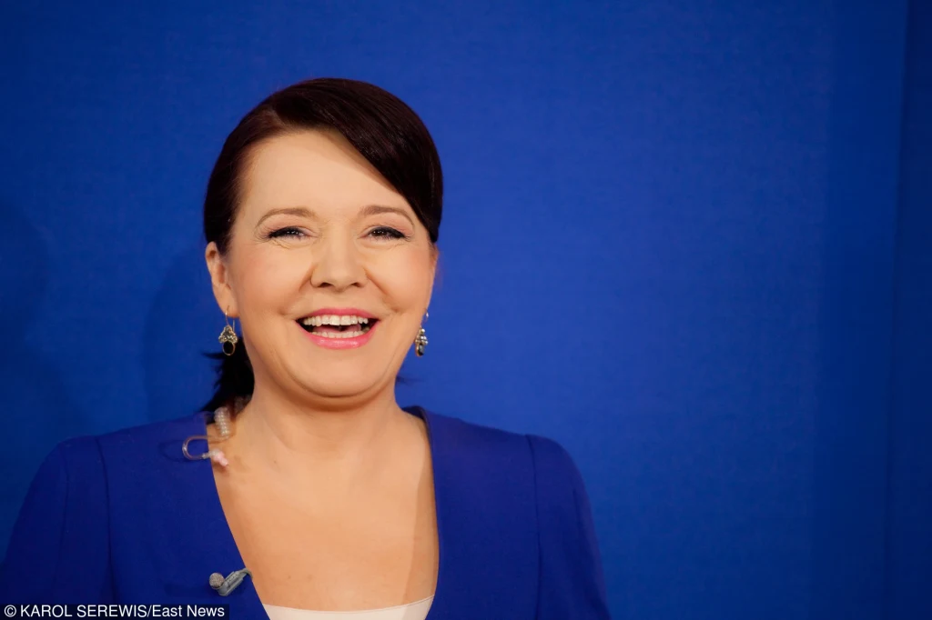 Danuta Holecka pięknieje? Danuta Holecka pięknieje?