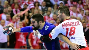 Piotr Grabaczyk w walce z Nikolą Karabaticiem