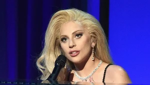Lady Gaga odda hołd Davidowi Bowiemu