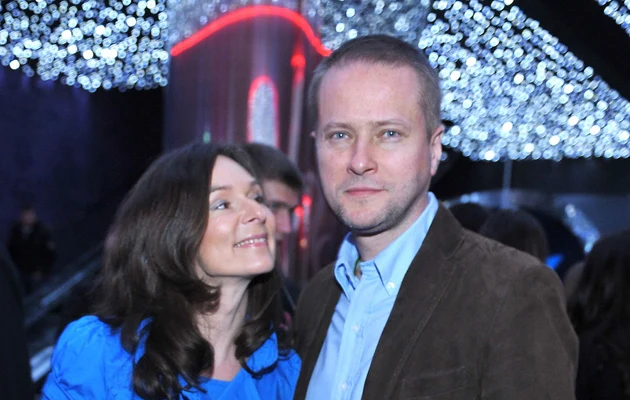 Artur Żmijewski z żoną