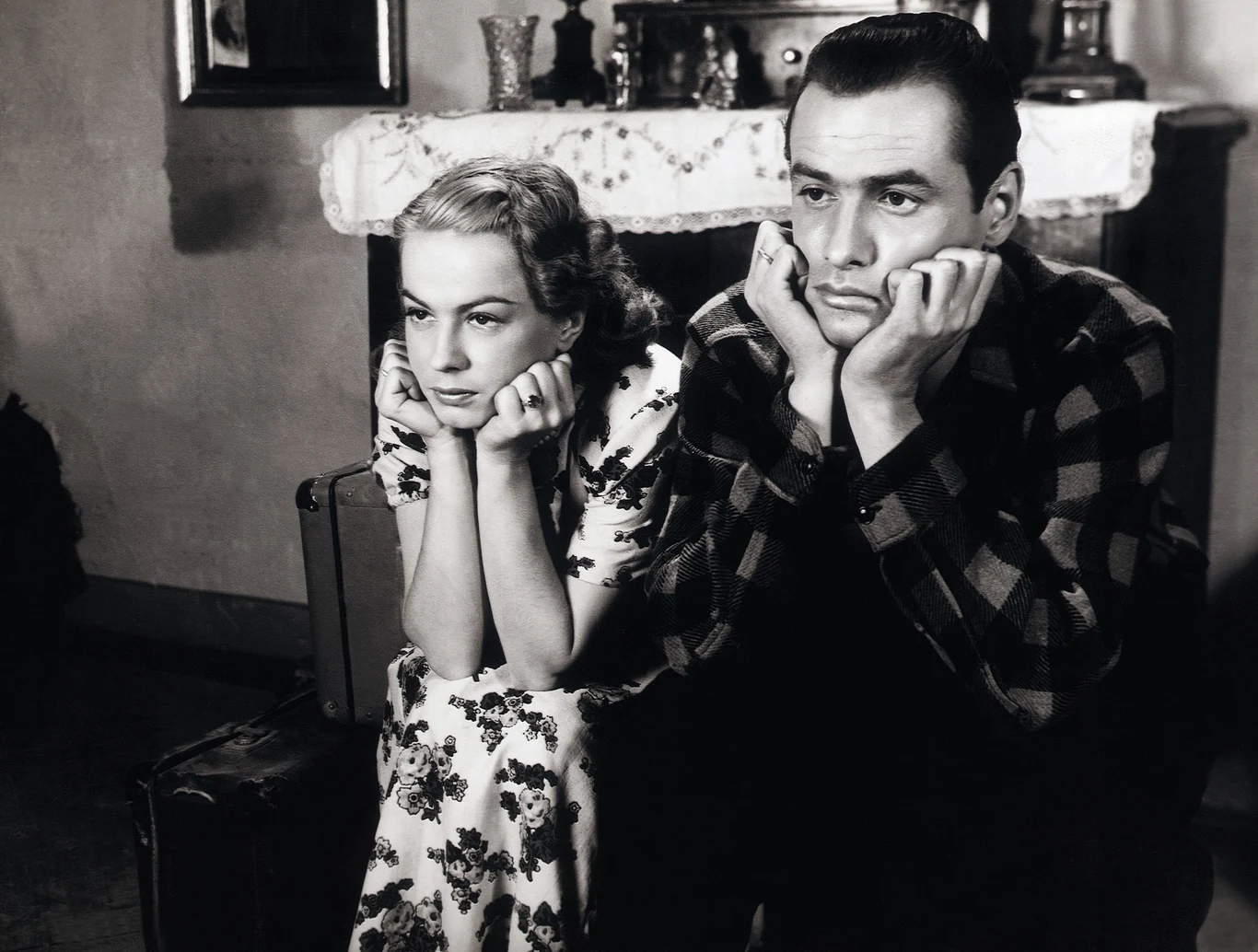 Danuta Szaflarska i Jerzy Duszyński w filmie "Skarb" (1948)