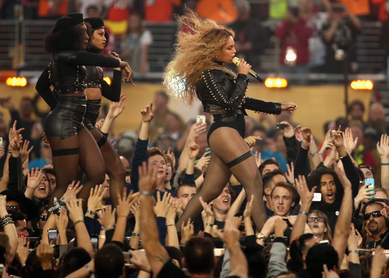 Beyonce podczas Super Bowl 2016 Beyonce podczas Super Bowl 2016