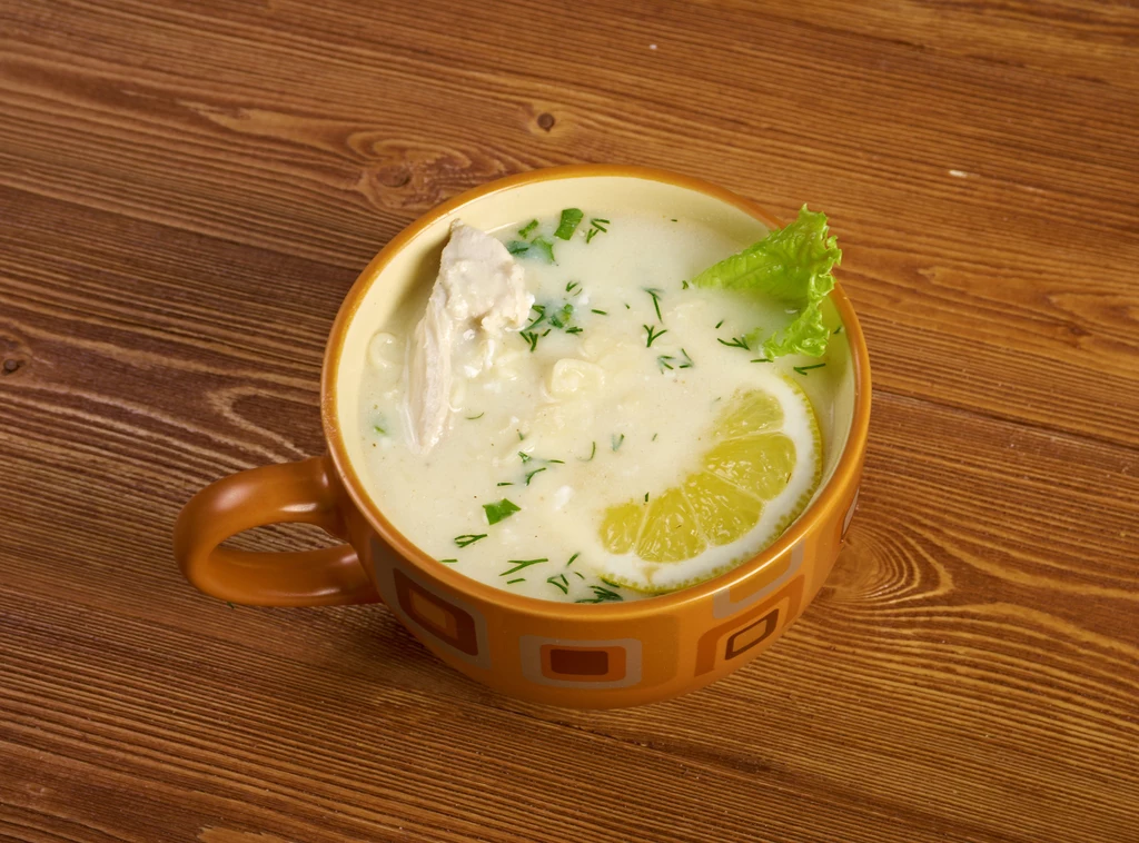 Zupa cytrynowa doskonale komponuje się z rybą