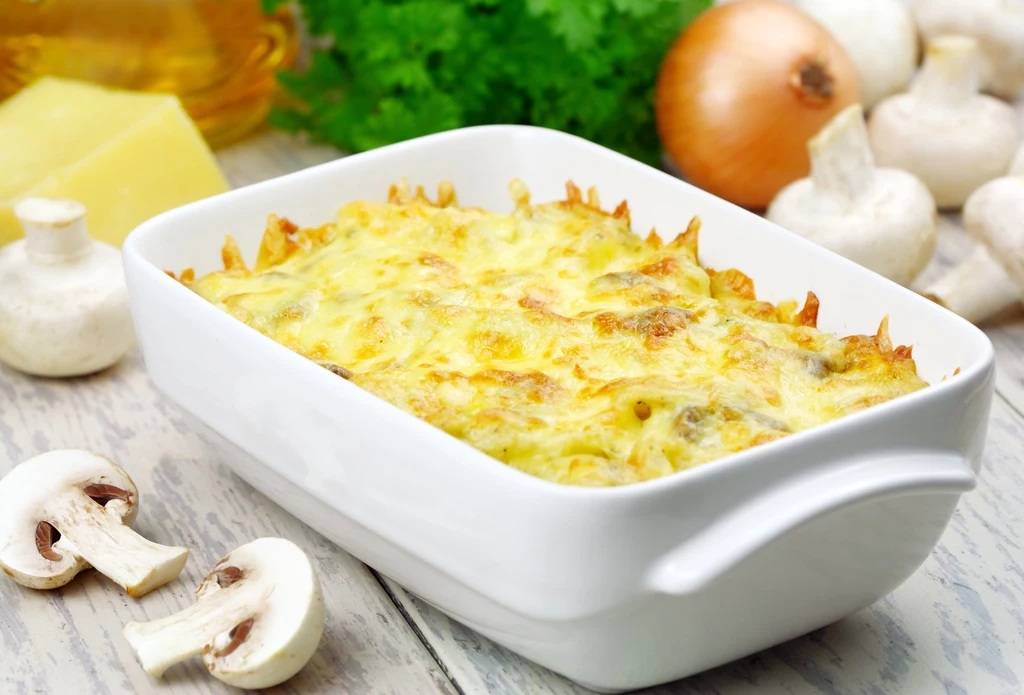 W skład mrożonej mieszanki wchodzą: podgrzybki, pieczarki, cebula, marchewka, ziemniaki oraz biała kapusta. W skład mrożonej mieszanki wchodzą: podgrzybki, pieczarki, cebula, marchewka, ziemniaki oraz biała kapusta.