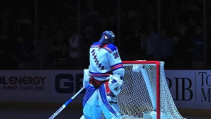 Henrik Lundqvist z New York Rangers
