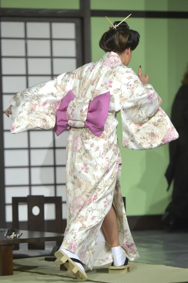 Anna Mucha Anna Mucha