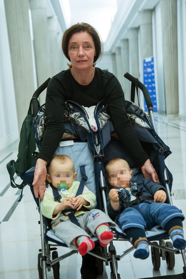 Barbara Sienkiewicz z dziećmi Barbara Sienkiewicz z dziećmi