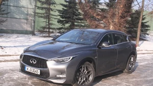 Infiniti Q30