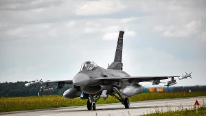32. Baza Lotnictwa Taktycznego Polskich Sił Powietrznych w Łasku, która obsługuje samoloty F-16
