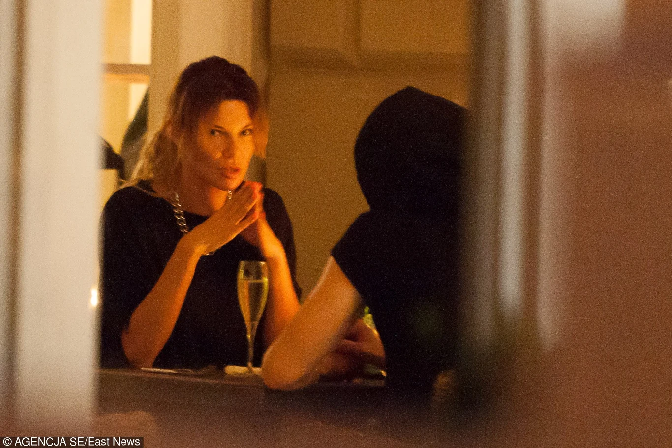 Edyta lubi spotykać się na kolacjach z muzykami! Na zdjęciu z Baronem Edyta lubi spotykać się na kolacjach z muzykami! Na zdjęciu z Baronem