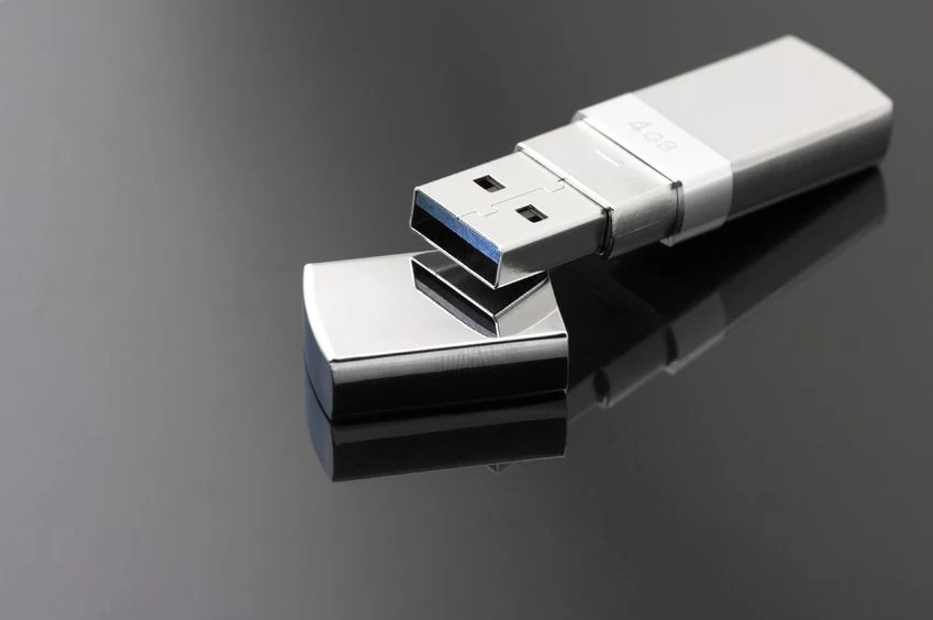 Każdego roku w brytyjskich pralniach ginie 22 266 pamięci USB